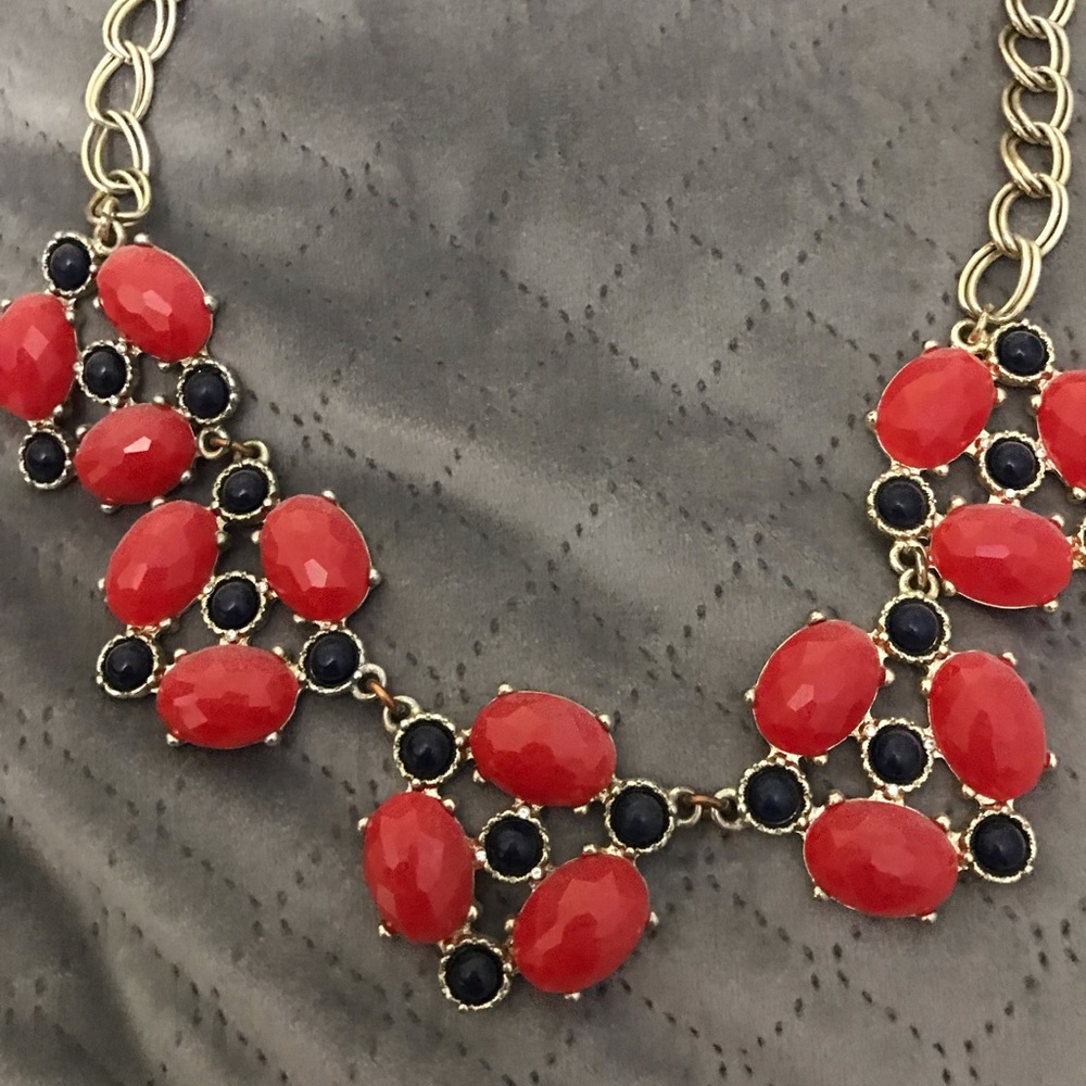 Necklace - Picture 2 of 3
